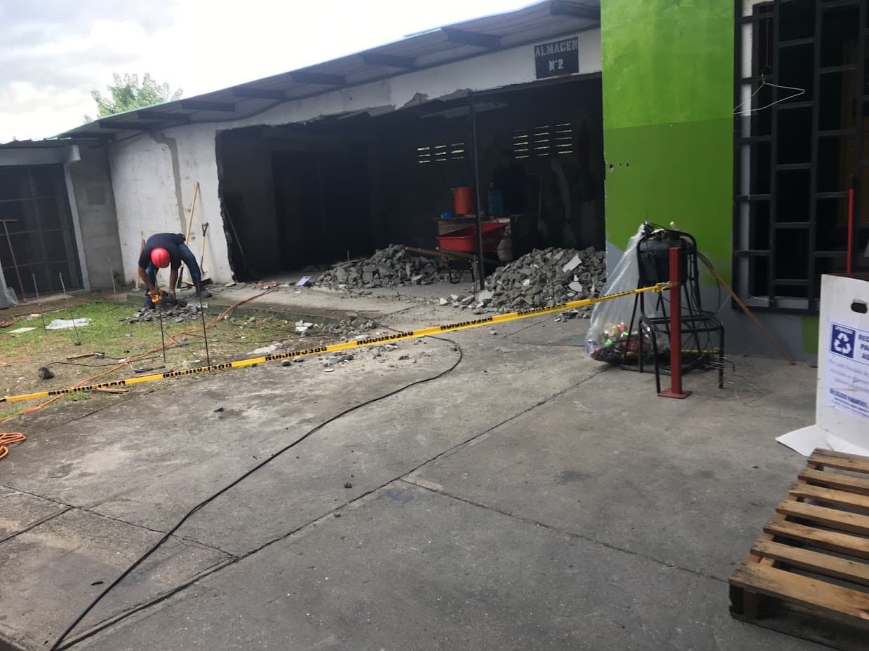 Remodelación de galeras de almacén — portada